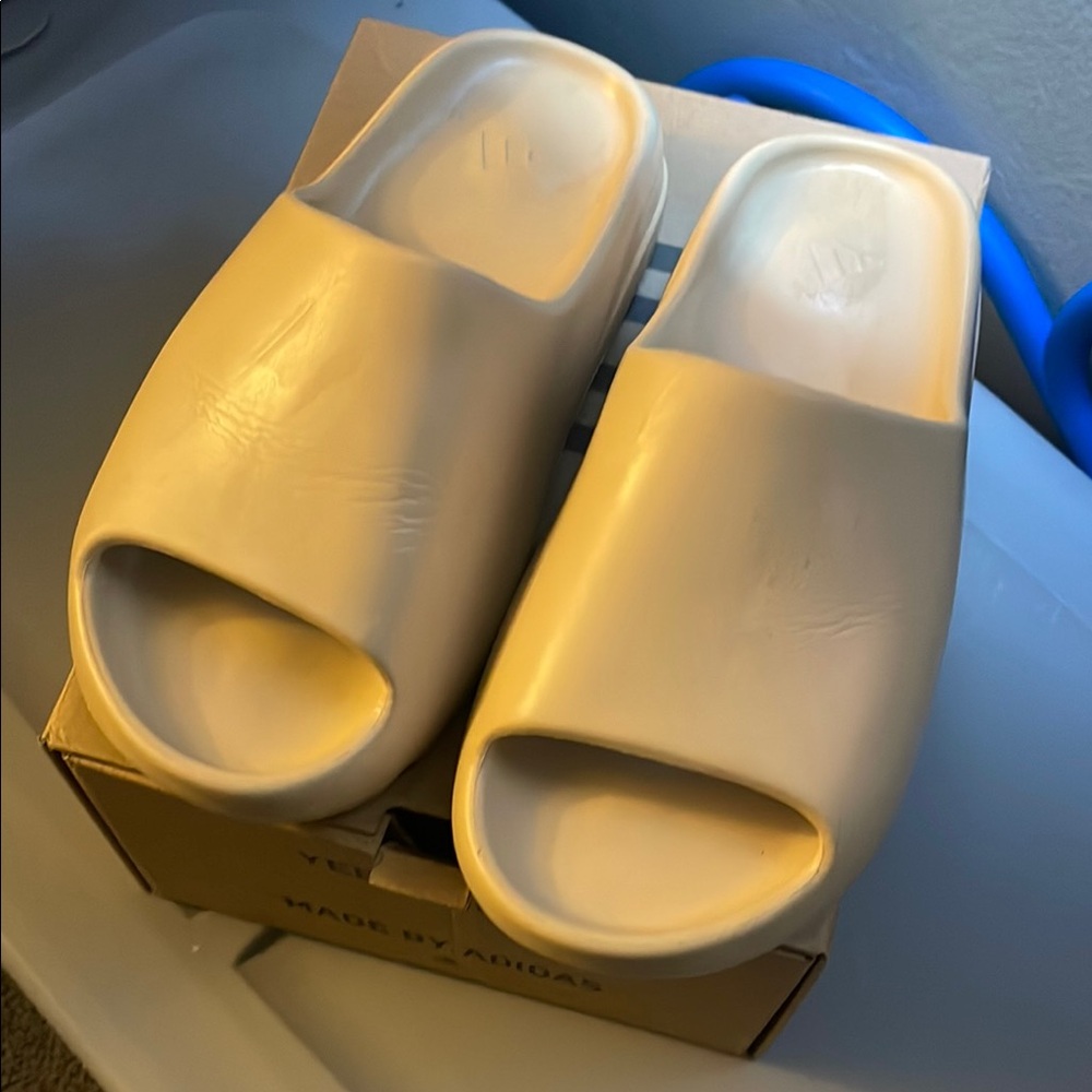 Adidas Cream Slide Sandals